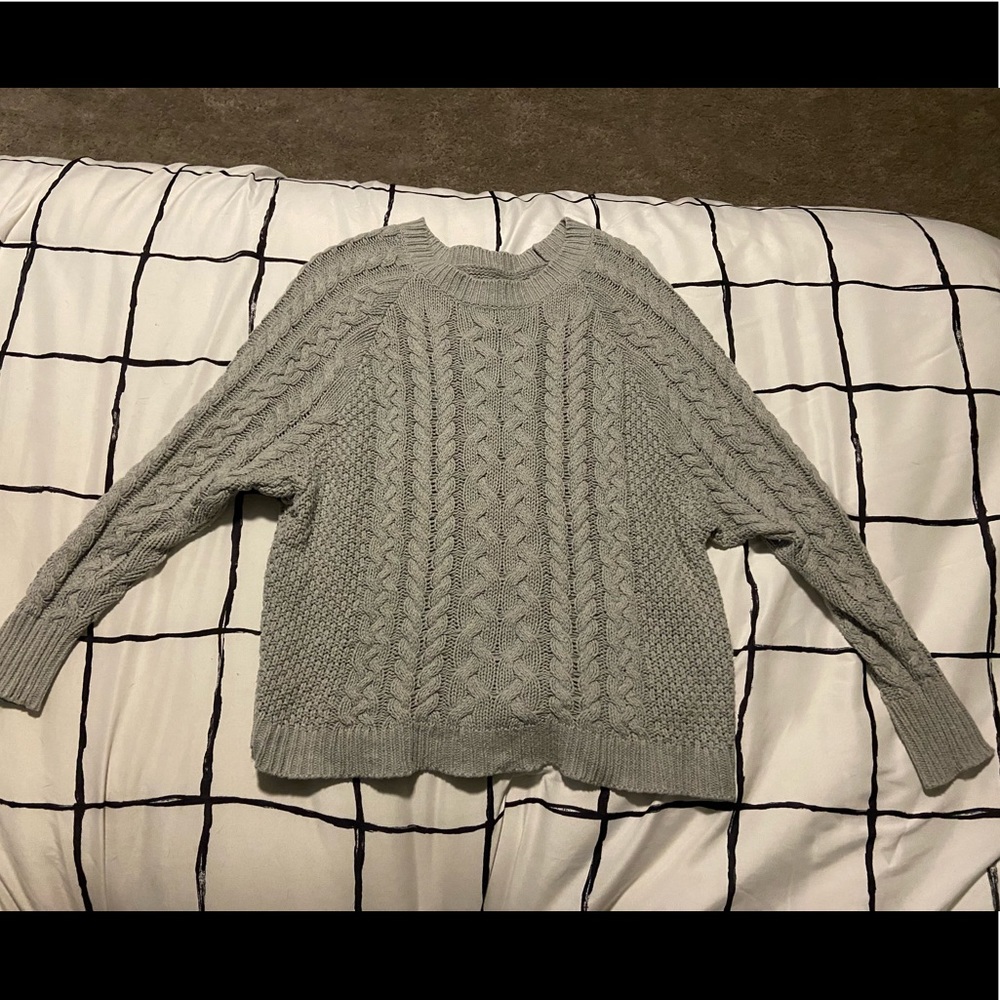 American Eagle Cropped Sweater
